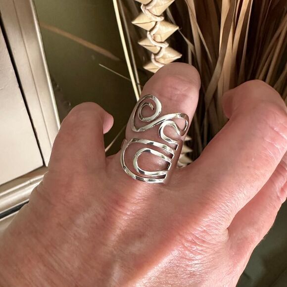 Sterling Silver Swirl Adjustable Statement Ring-Artsy Modern Design - Picture 3 of 7